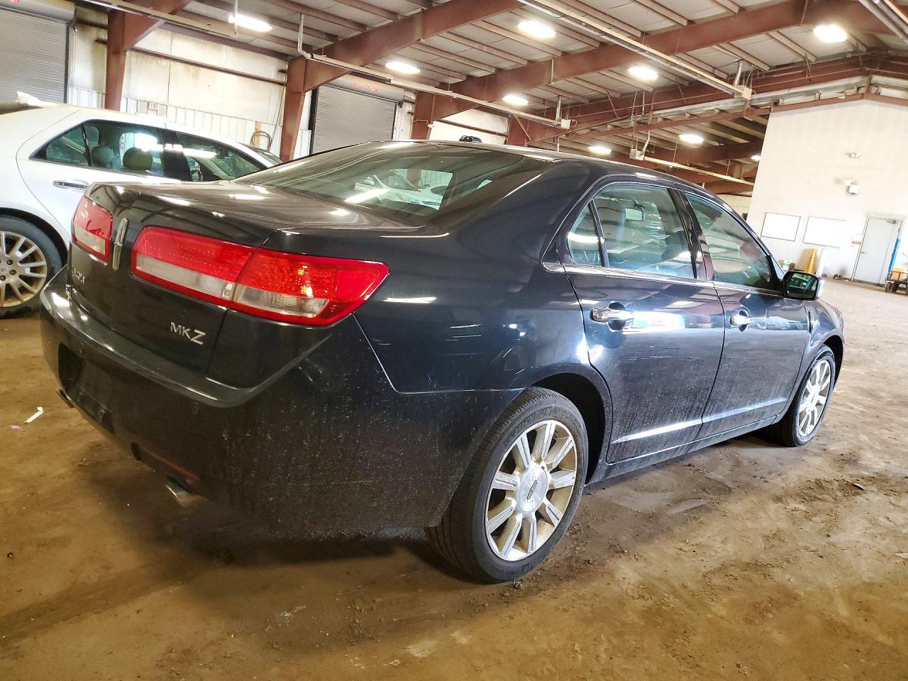 2010 LINCOLN TOWNHOUSE MKZ