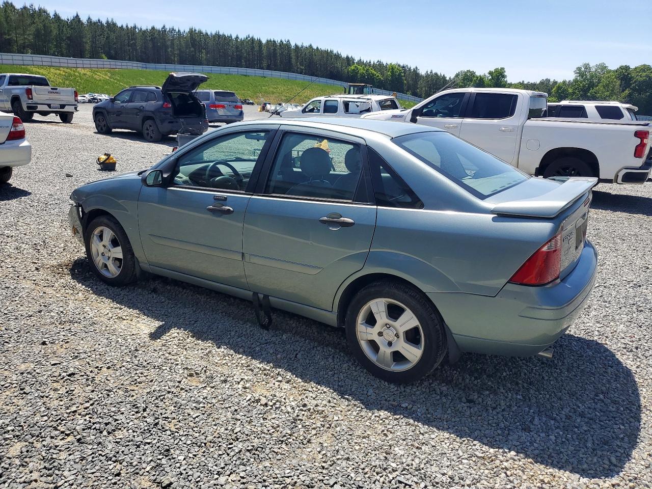 2005 FORD FOCUS