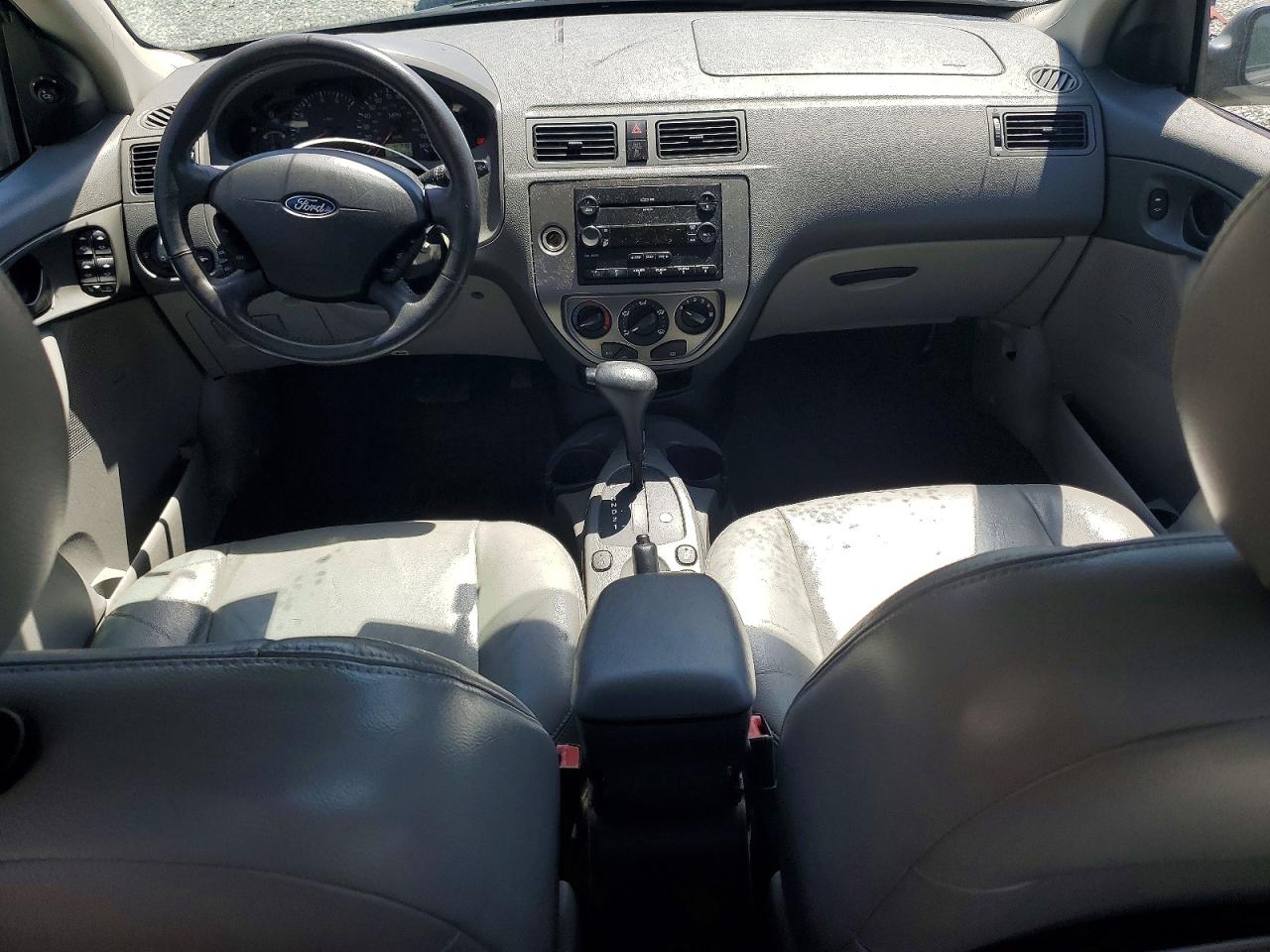 2005 FORD FOCUS