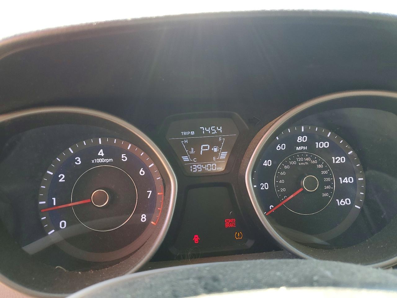 2016 HYUNDAI ELANTRA