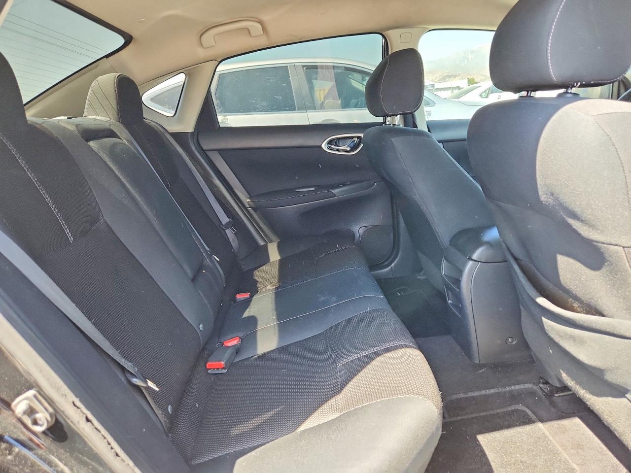 2015 NISSAN SENTRA