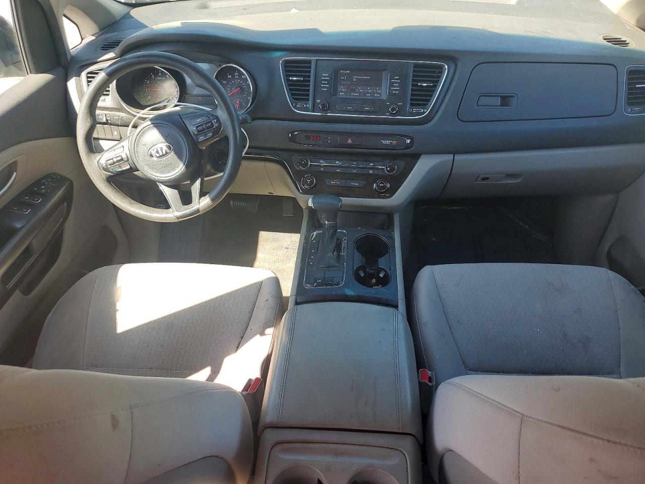 2017 KIA SEDONA