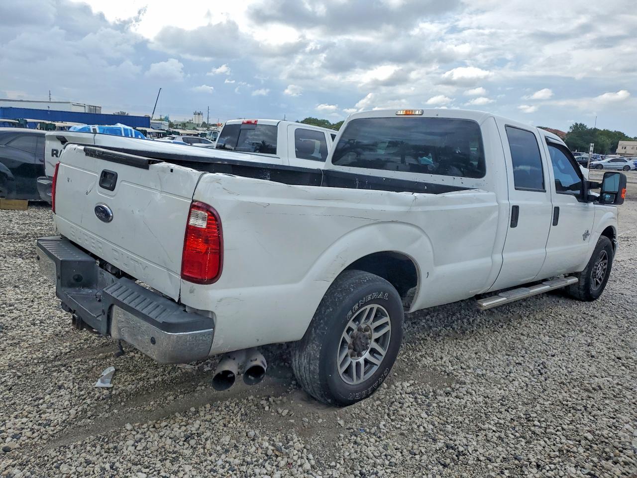 2015 FORD F350