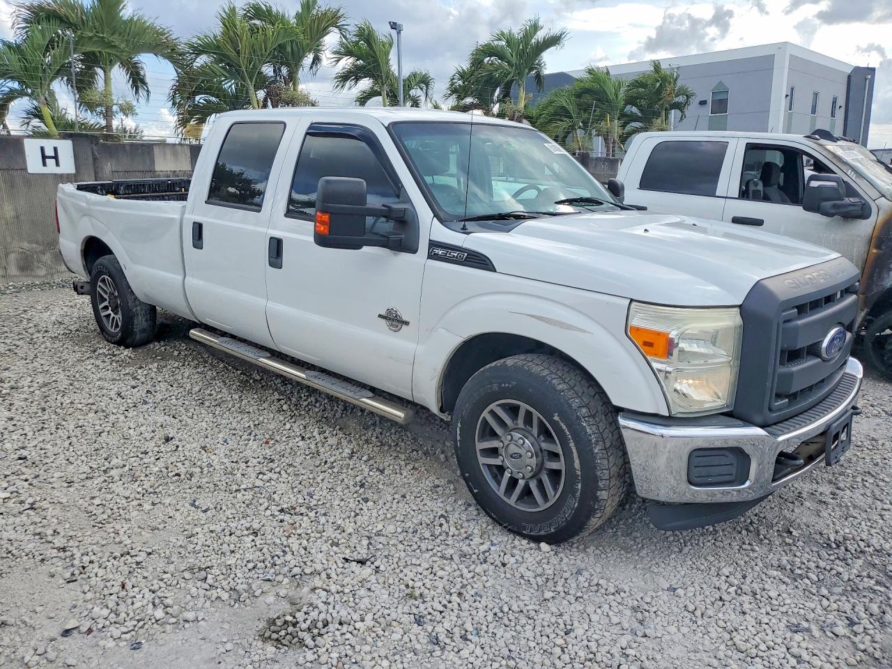 2015 FORD F350