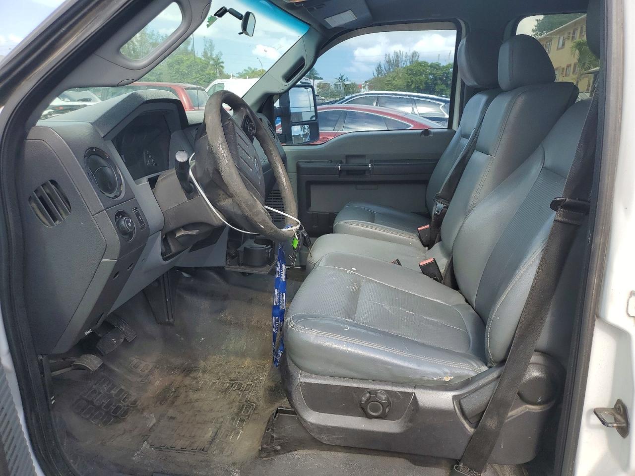2015 FORD F350