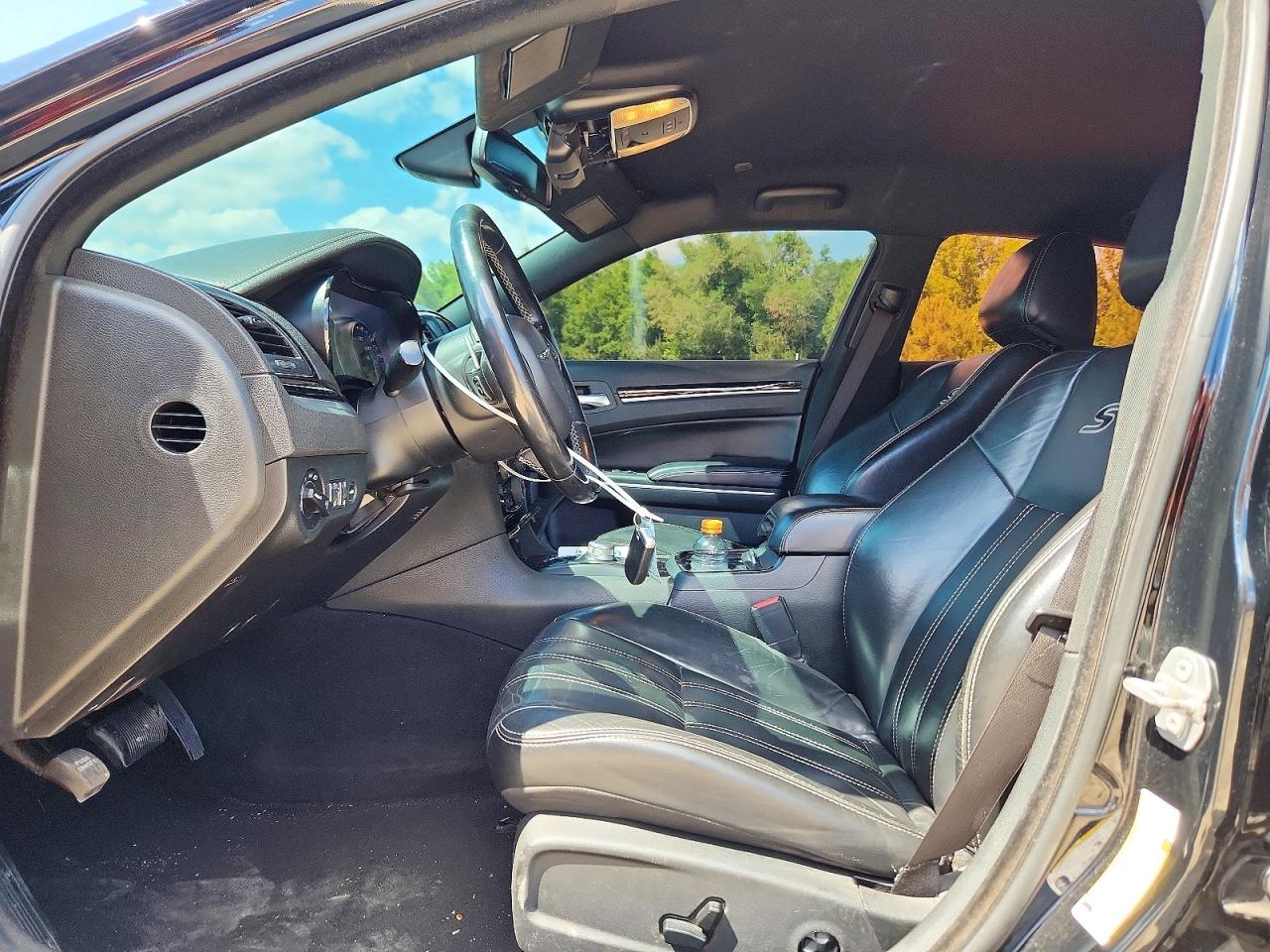 2019 CHRYSLER 300