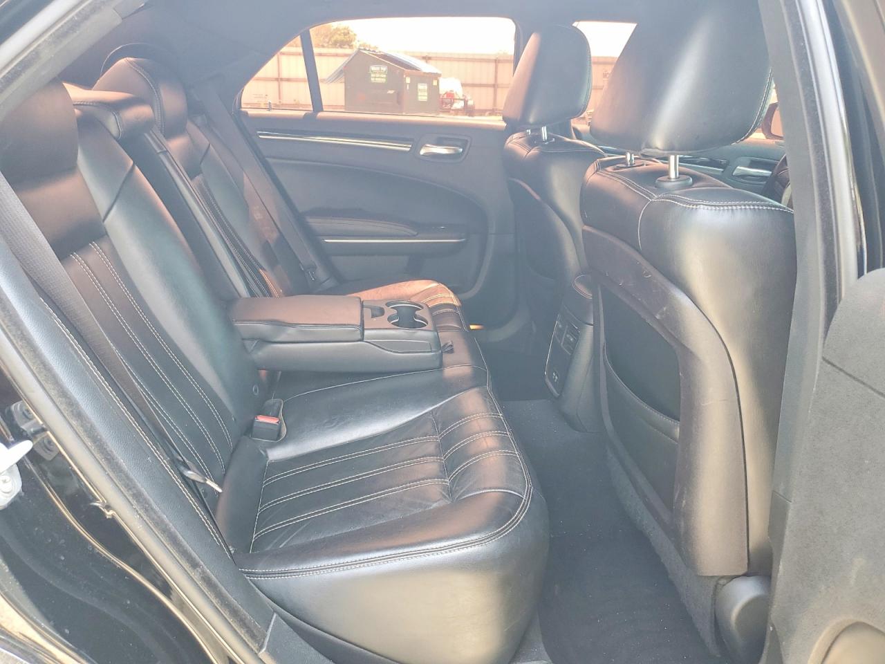 2019 CHRYSLER 300