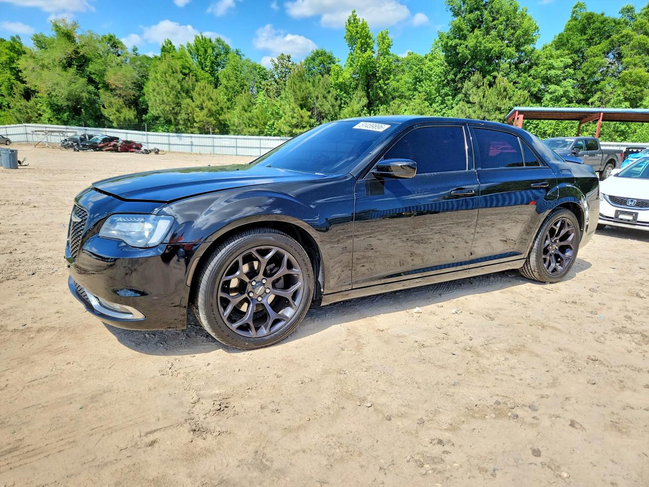 2019 CHRYSLER 300