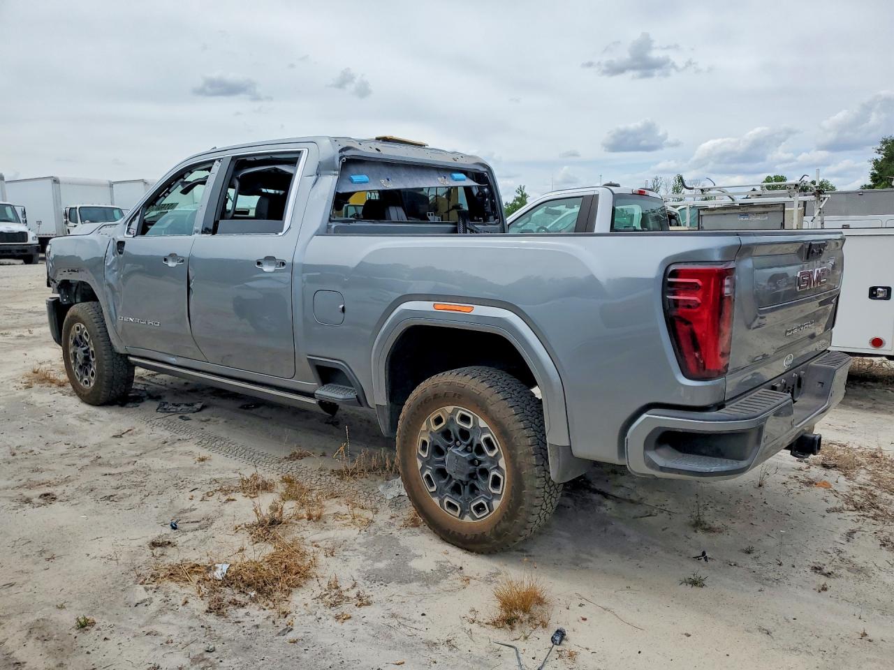 2025 GMC SIERRA