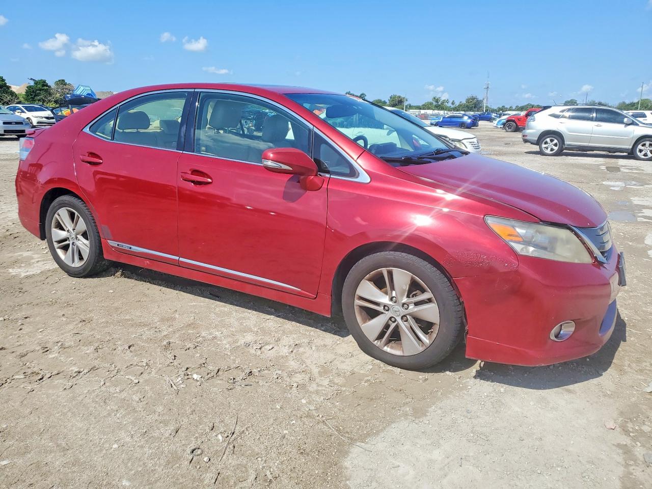 2011 LEXUS HS