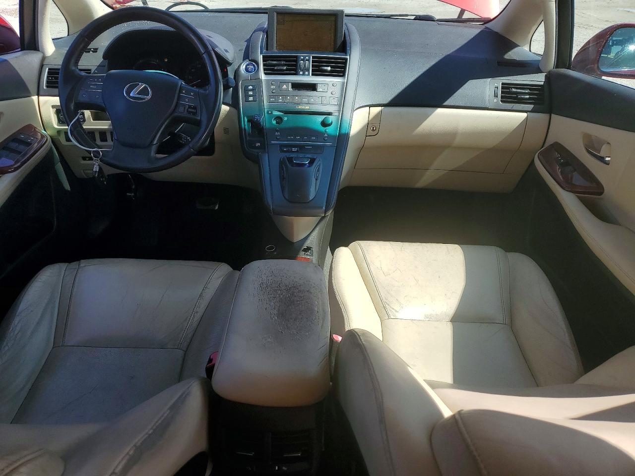 2011 LEXUS HS
