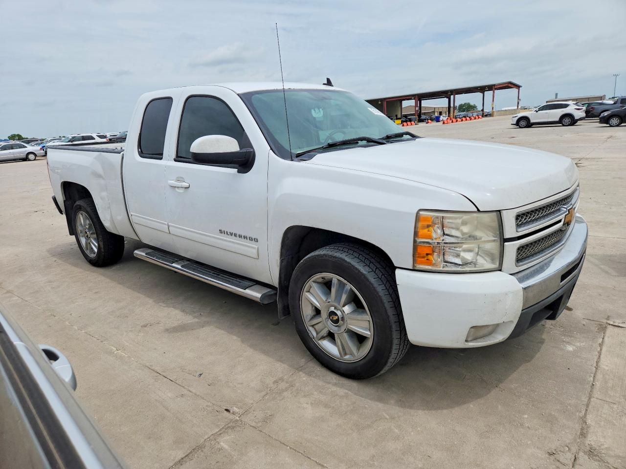 2013 CHEVROLET SILVERADO