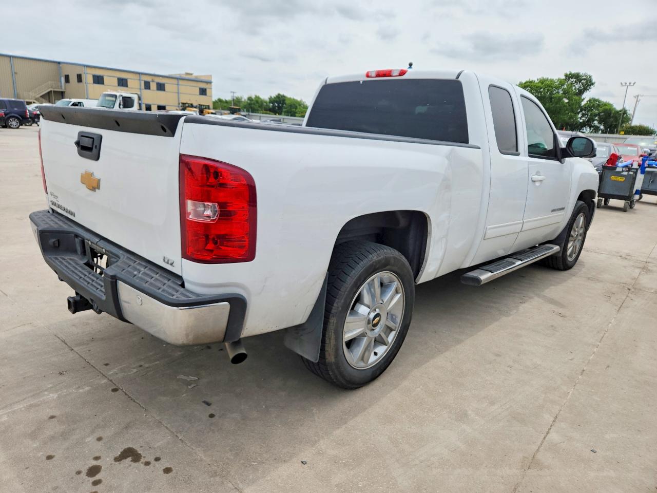2013 CHEVROLET SILVERADO