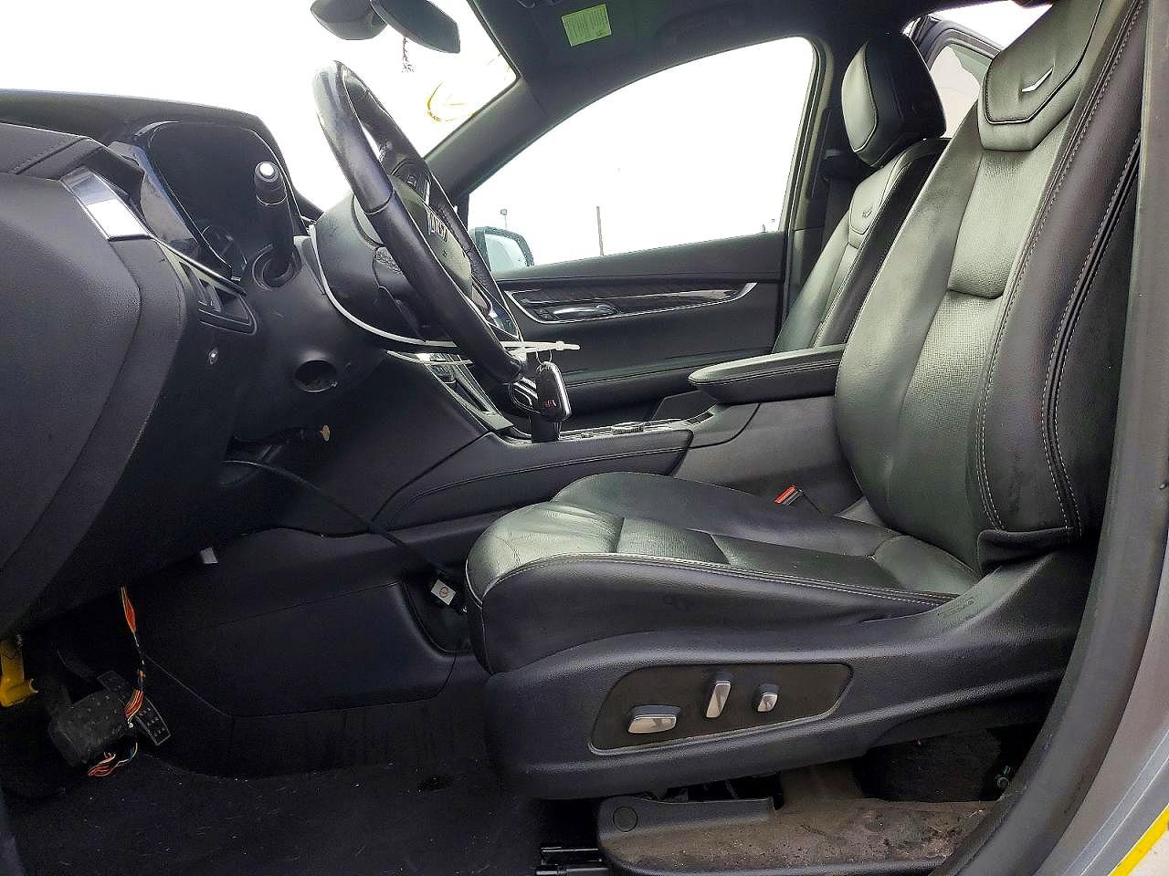 2022 CADILLAC XT6