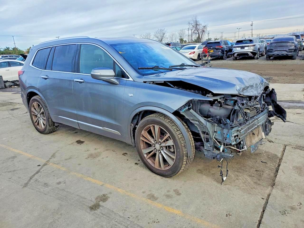 2022 CADILLAC XT6