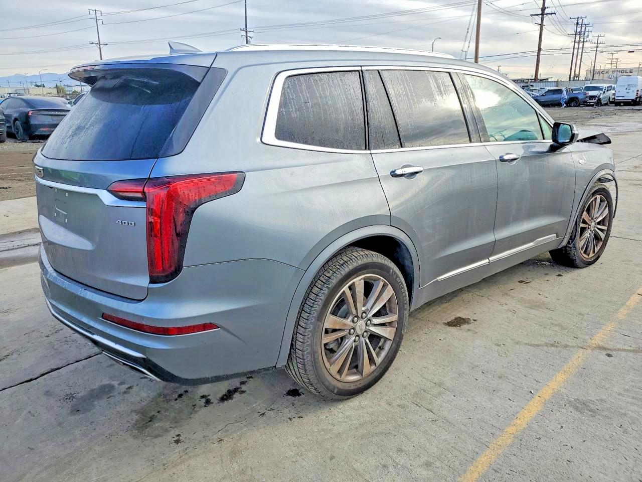 2022 CADILLAC XT6