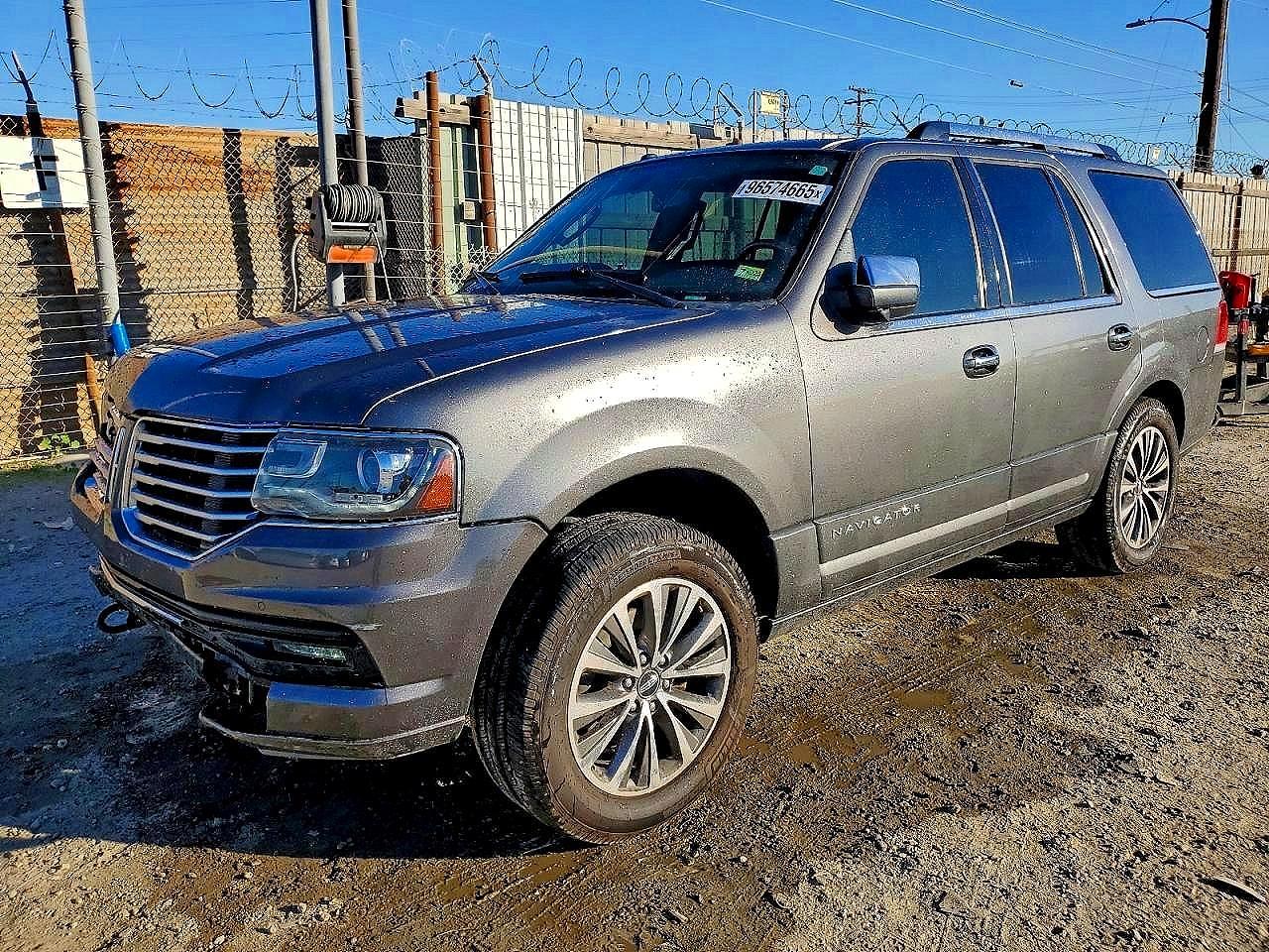 2015 LINCOLN TOWNHOUSE NAVIGATOR