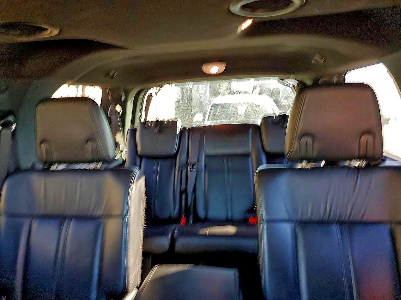 2015 LINCOLN TOWNHOUSE NAVIGATOR