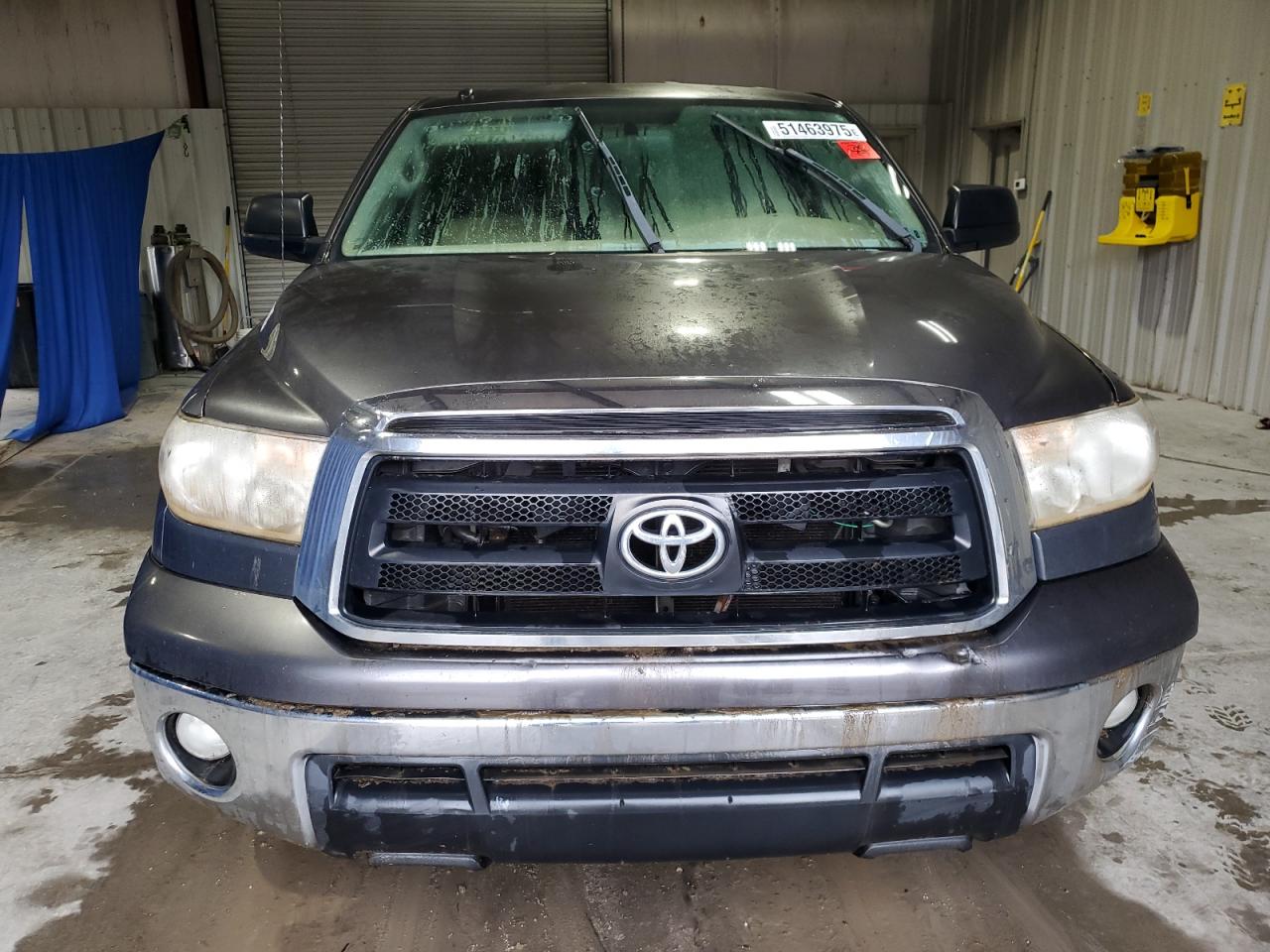 2011 TOYOTA TUNDRA