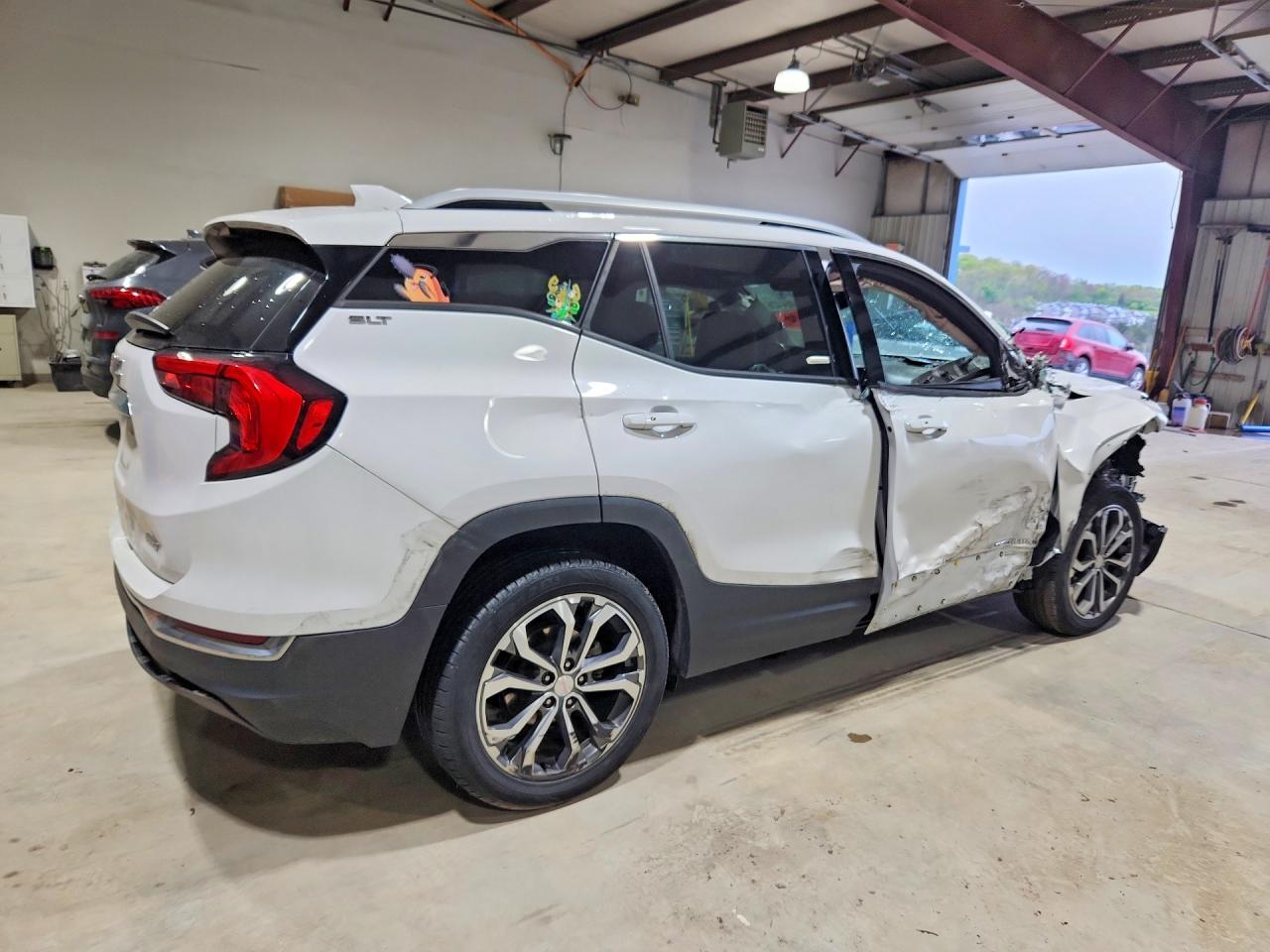 2021 GMC TERRAIN