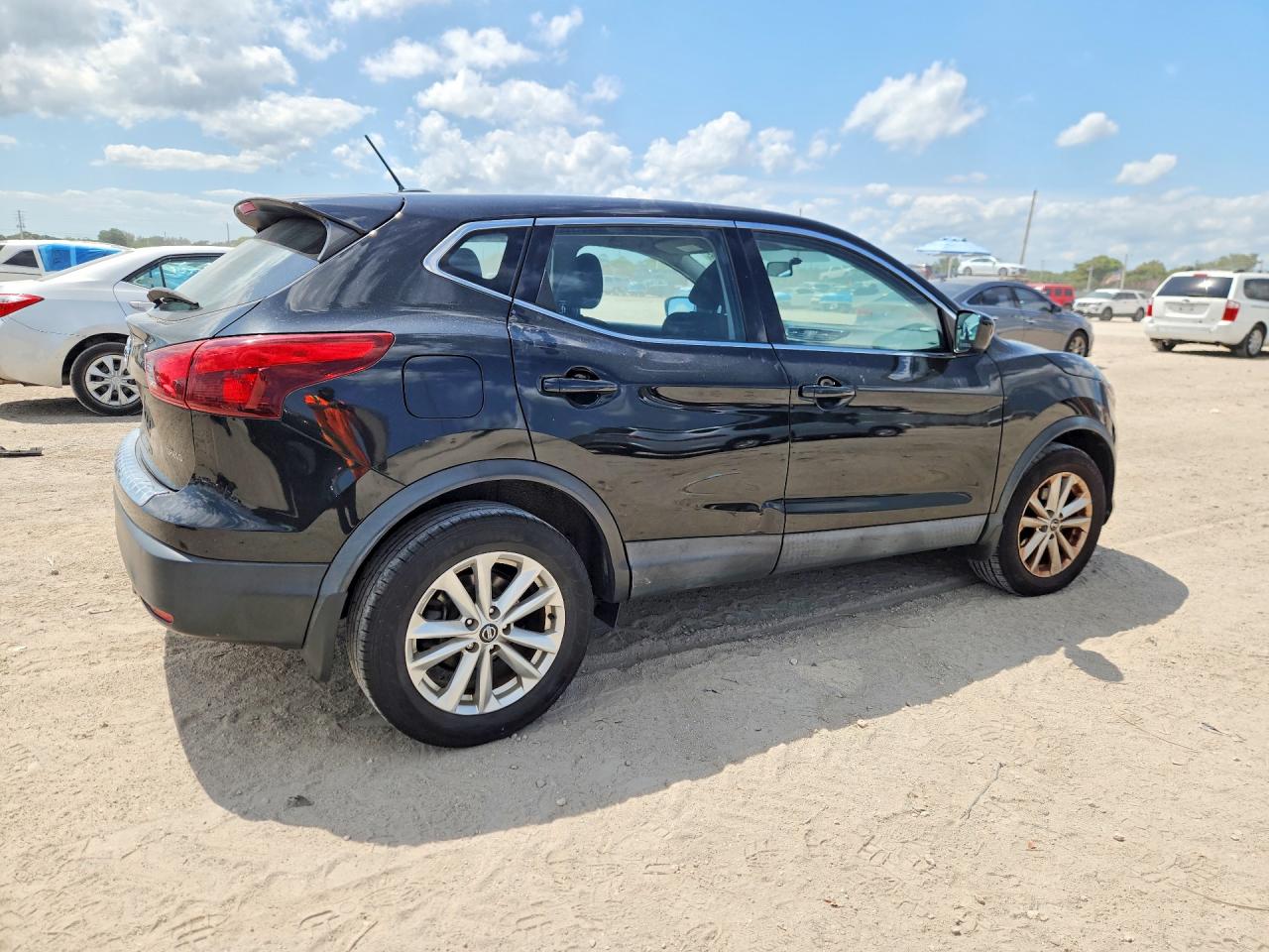 2019 NISSAN ROGUE
