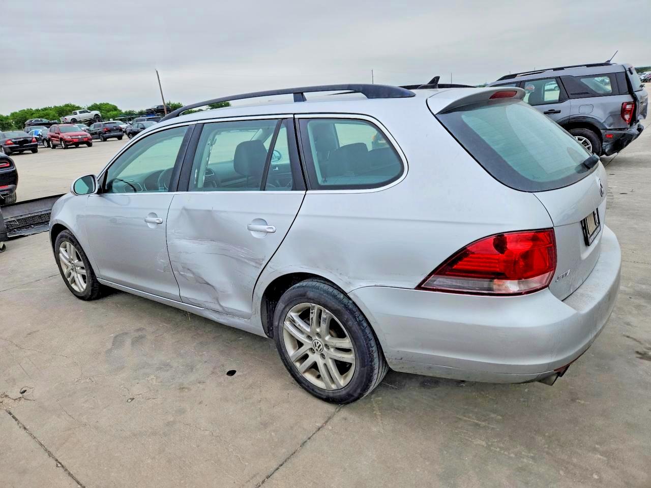 2013 VOLKSWAGEN JETTA
