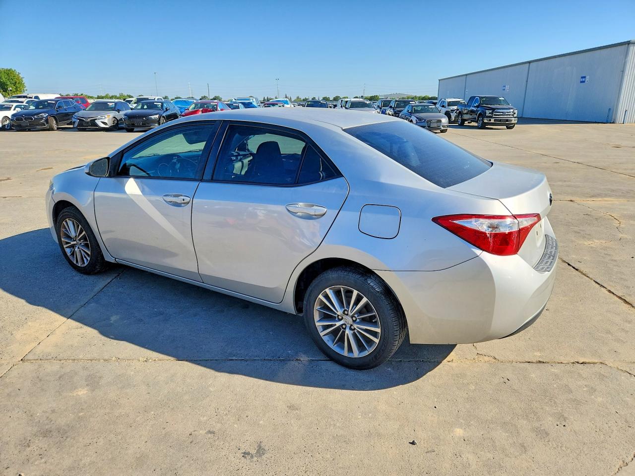 2015 TOYOTA COROLLA