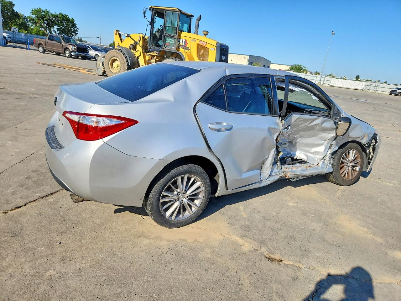 2015 TOYOTA COROLLA