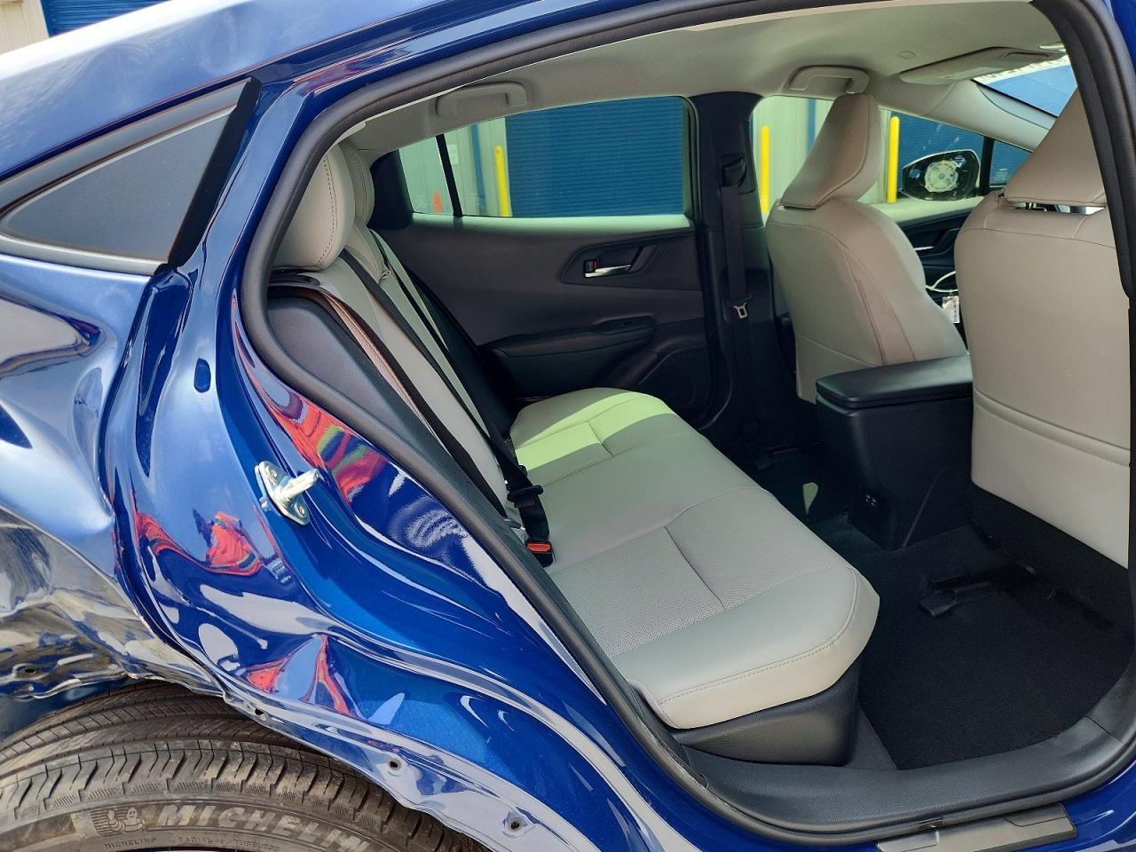 2025 TOYOTA PRIUS