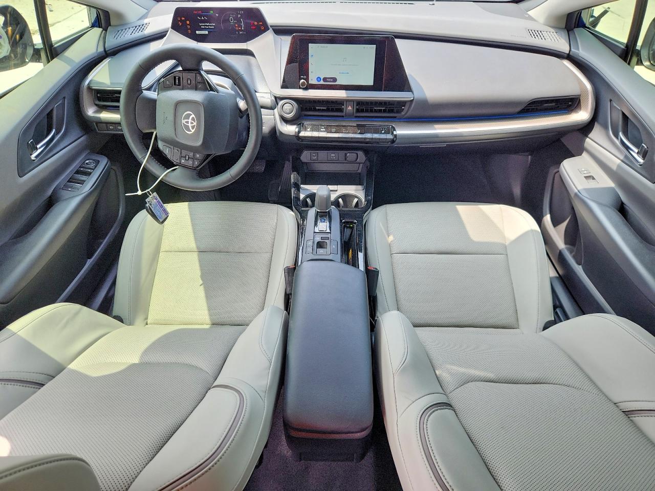 2025 TOYOTA PRIUS