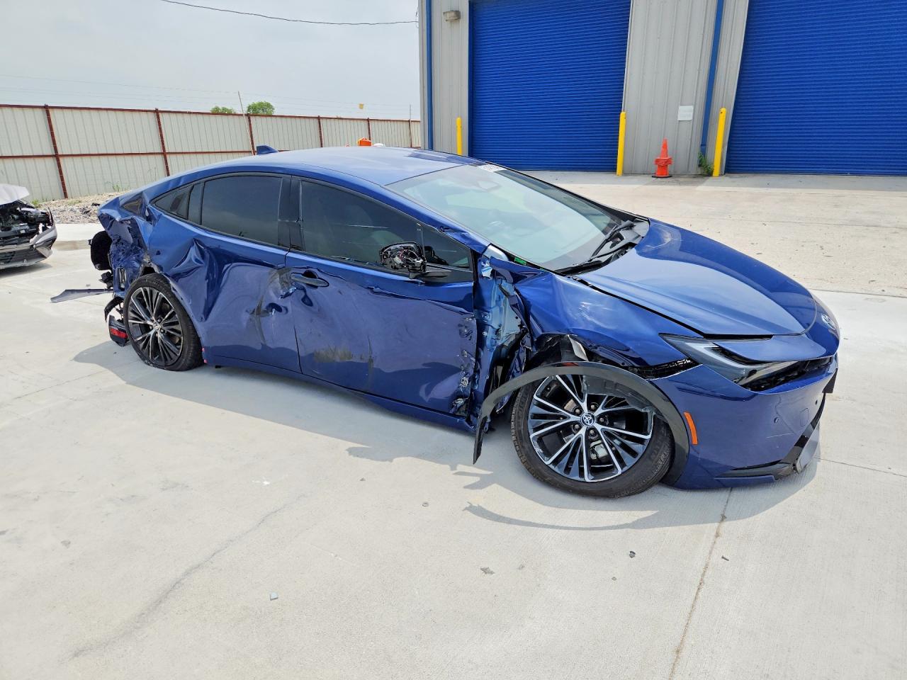 2025 TOYOTA PRIUS