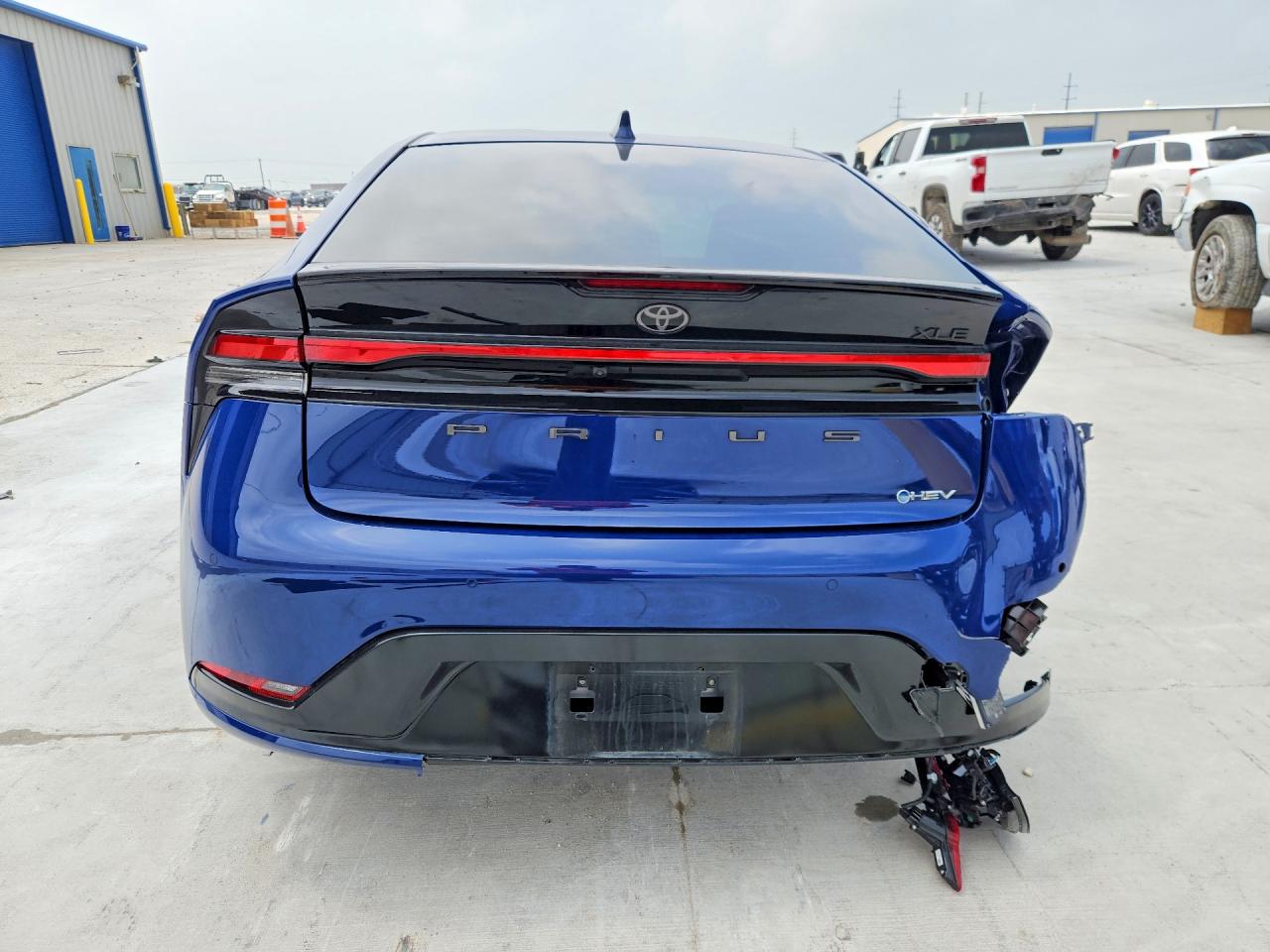 2025 TOYOTA PRIUS