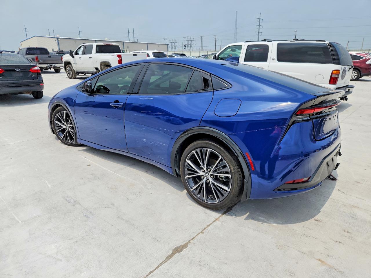 2025 TOYOTA PRIUS