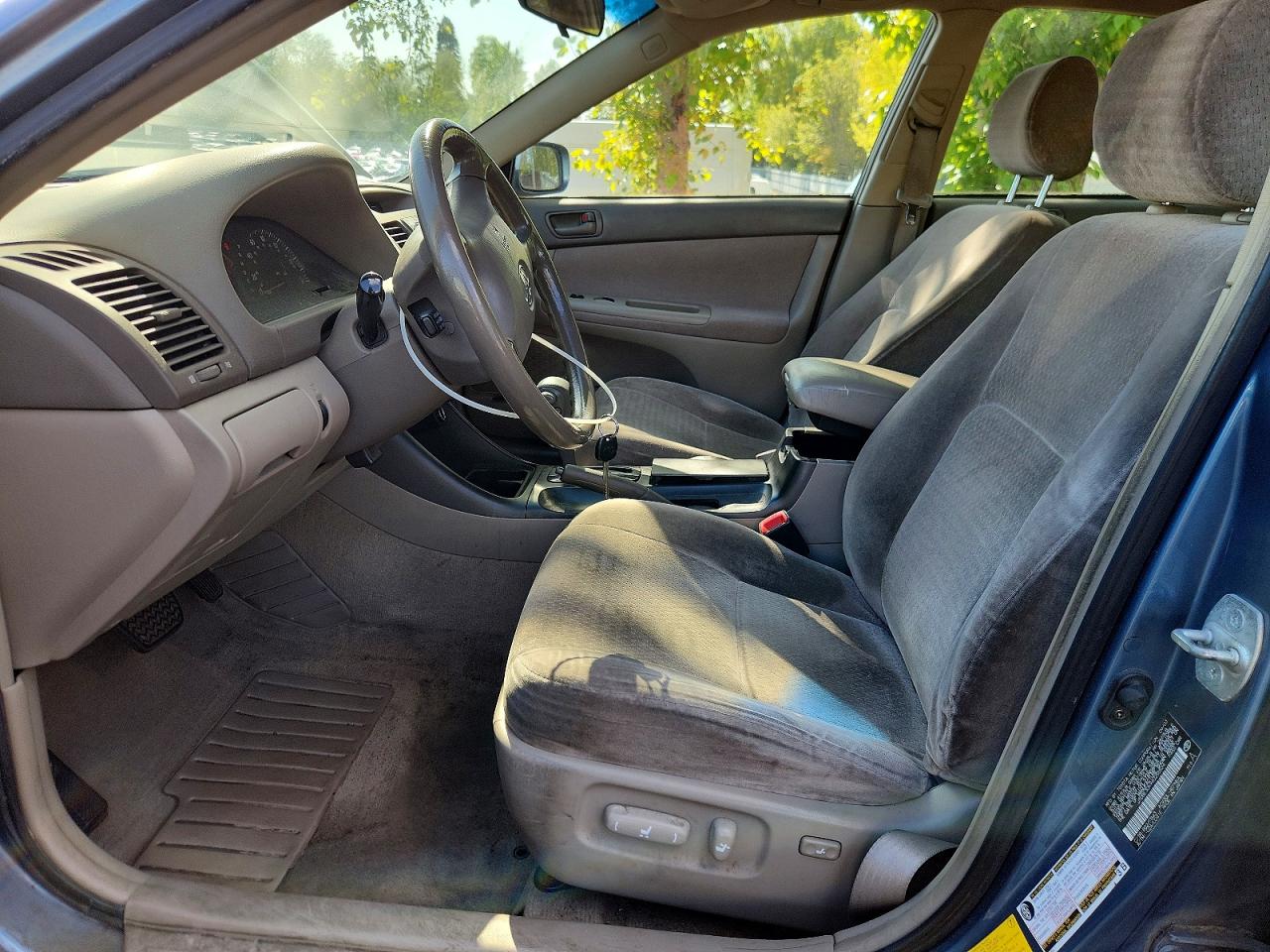 2004 TOYOTA CAMRY