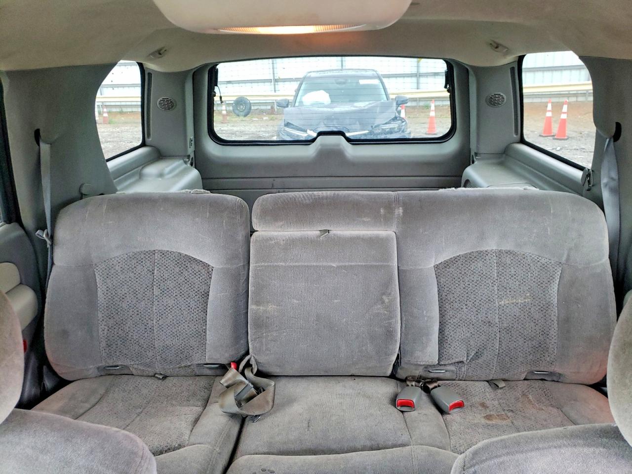 2002 CHEV TAHOE