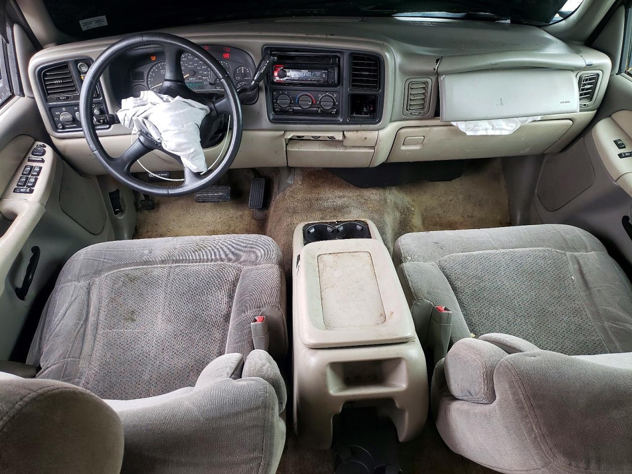 2002 CHEV TAHOE