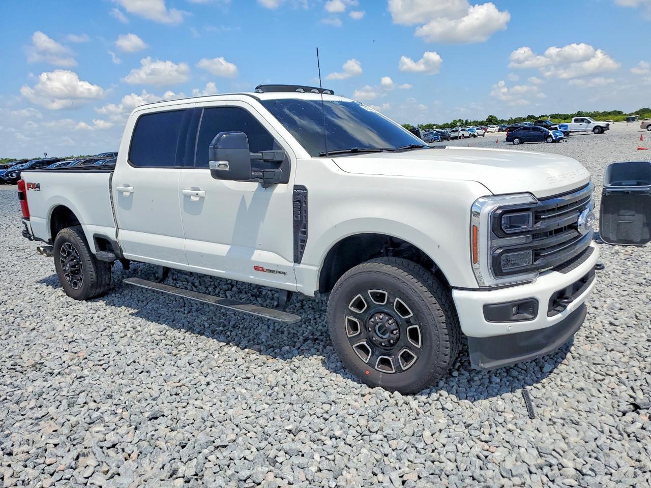 2025 FORD F250