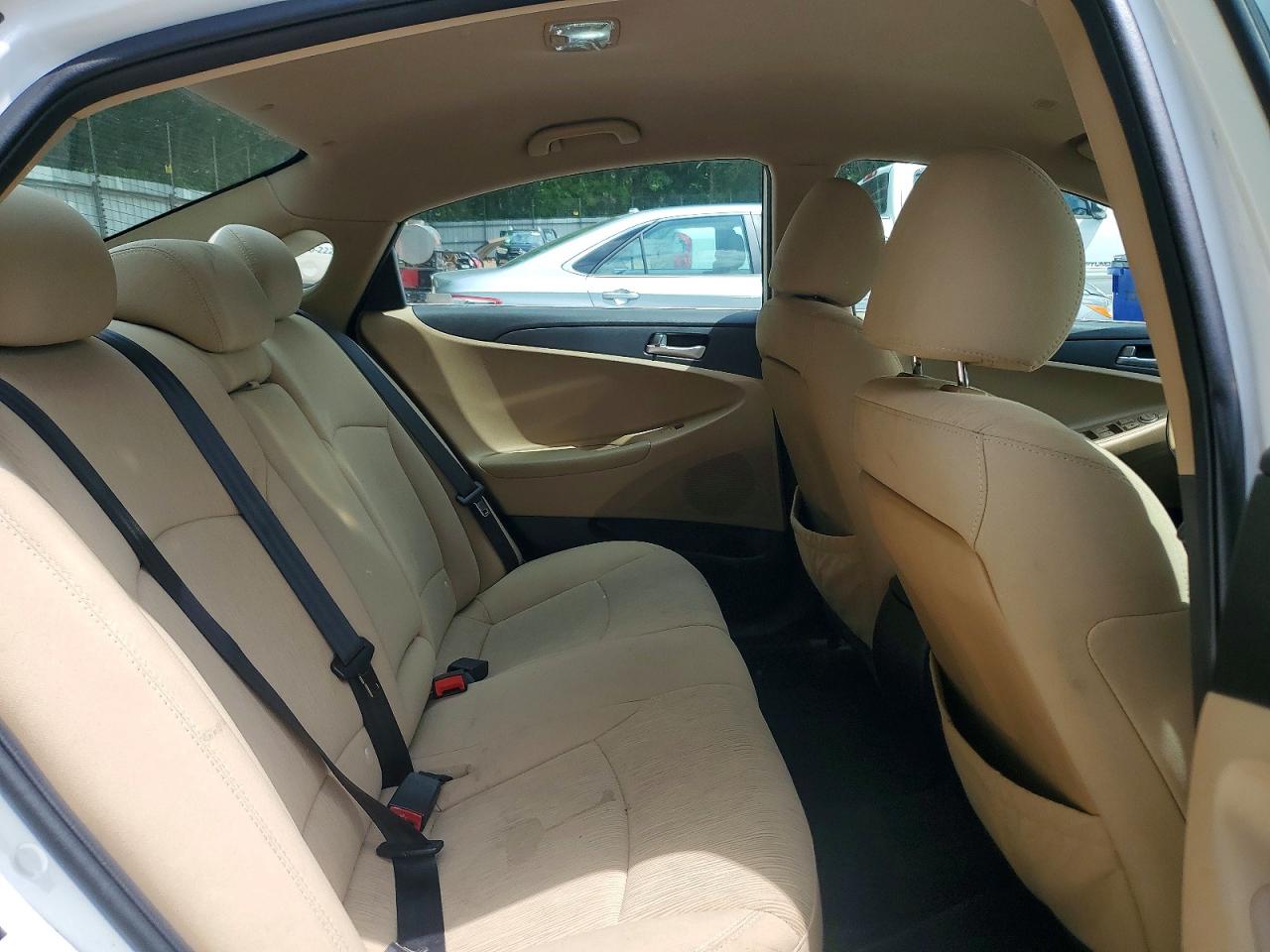 2011 HYUNDAI SONATA
