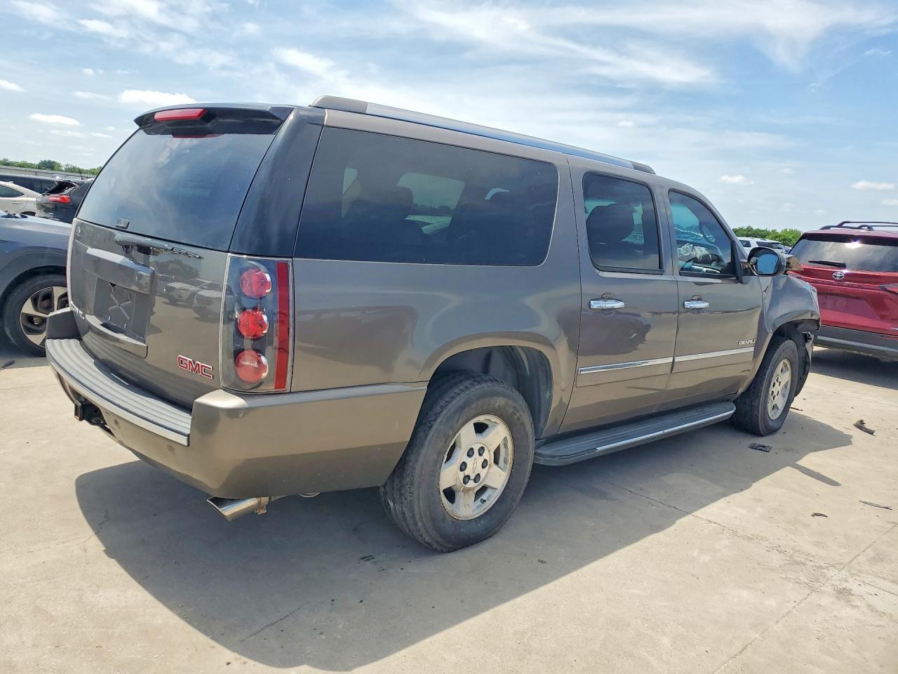 2014 GMC YUKON