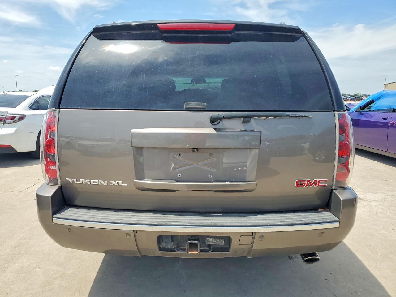 2014 GMC YUKON