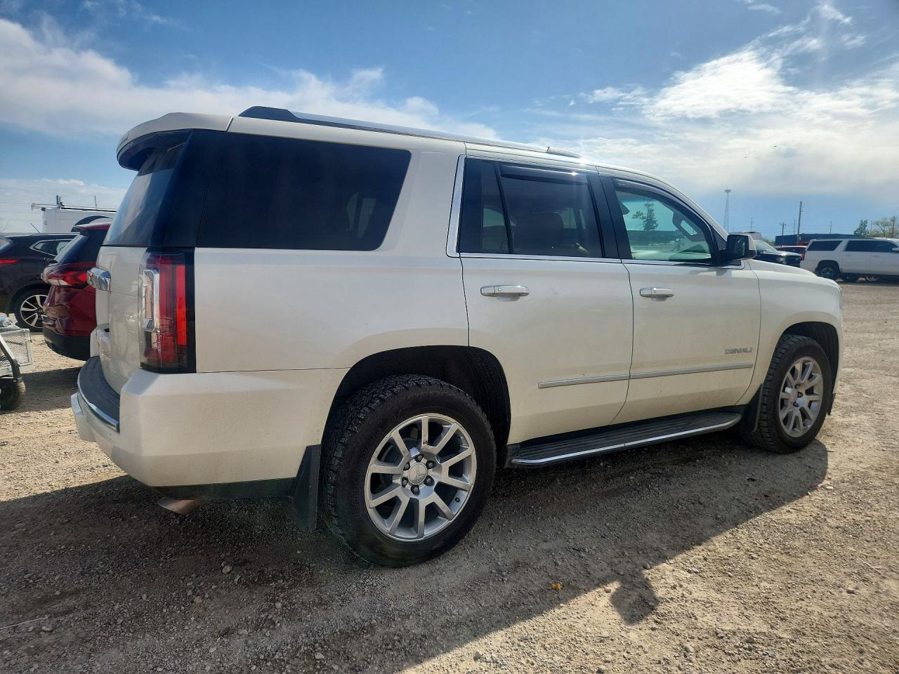 2015 GMC YUKON