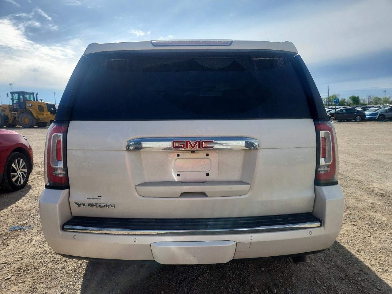 2015 GMC YUKON