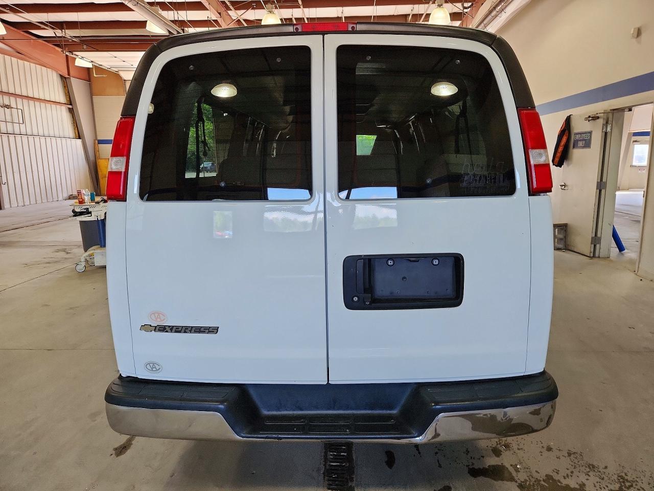 2019 CHEVROLET EXPRESS