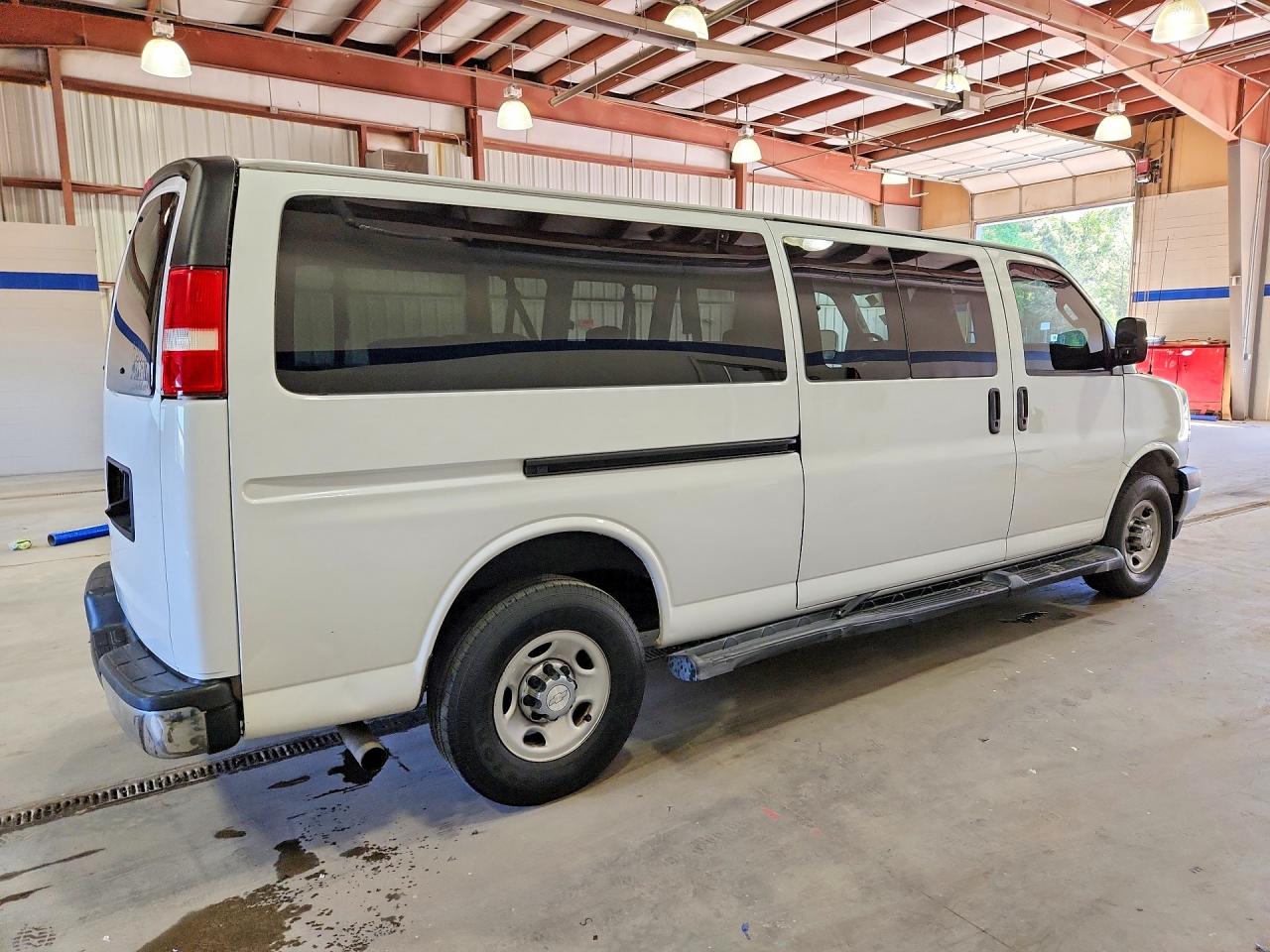 2019 CHEVROLET EXPRESS