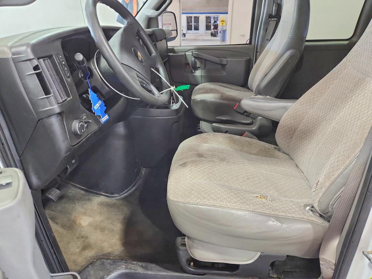 2019 CHEVROLET EXPRESS