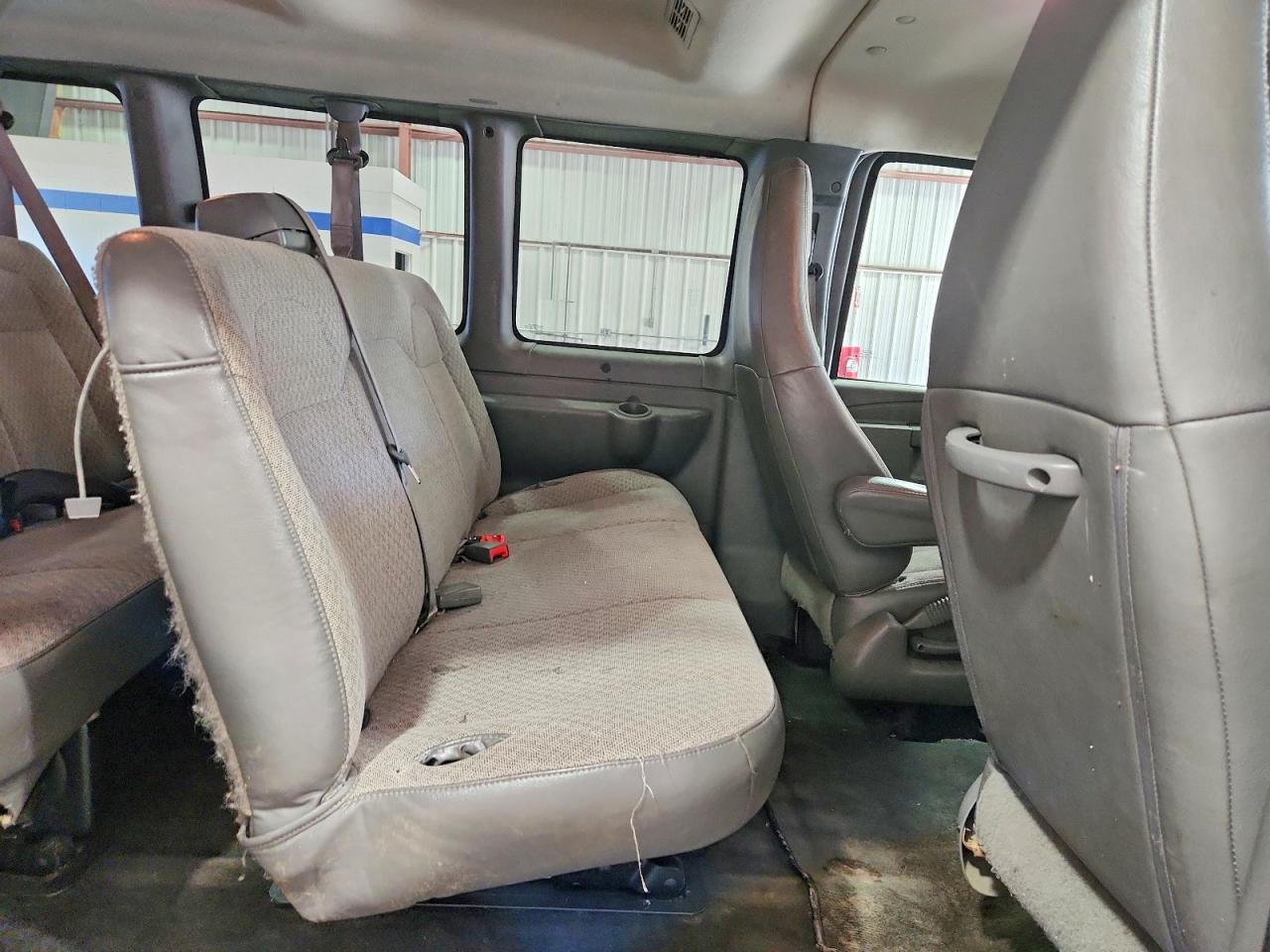 2019 CHEVROLET EXPRESS