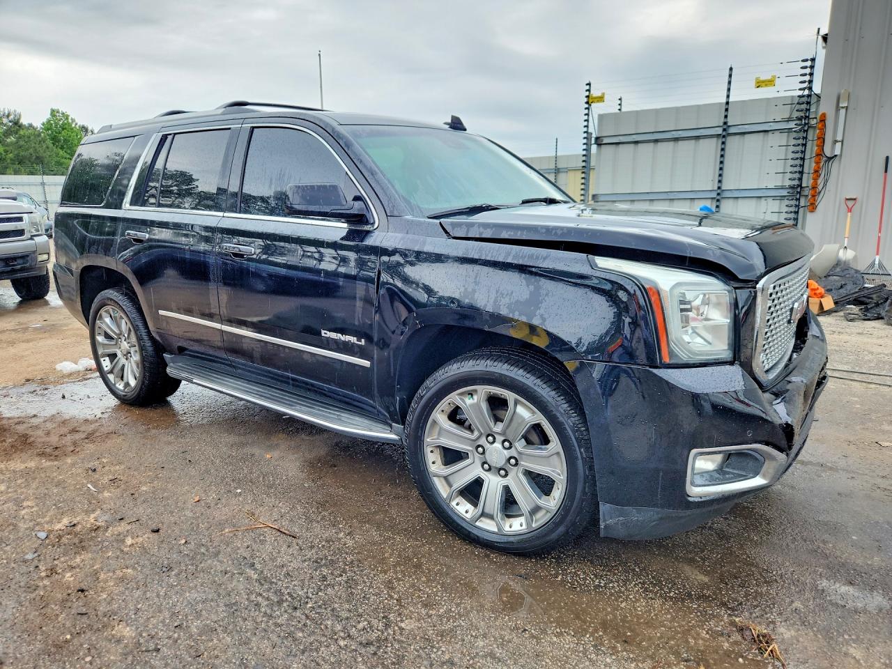 2015 GMC YUKON