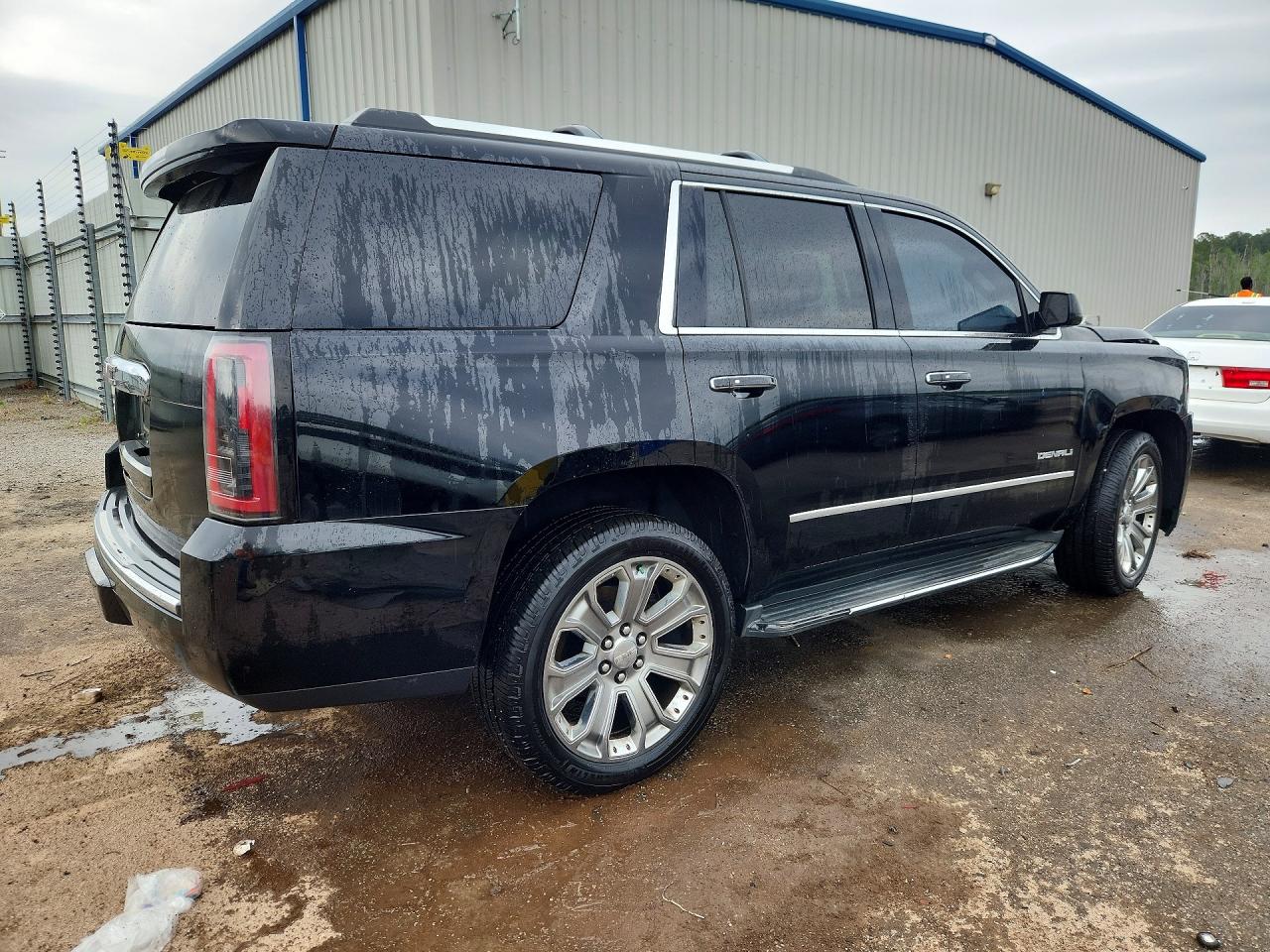 2015 GMC YUKON