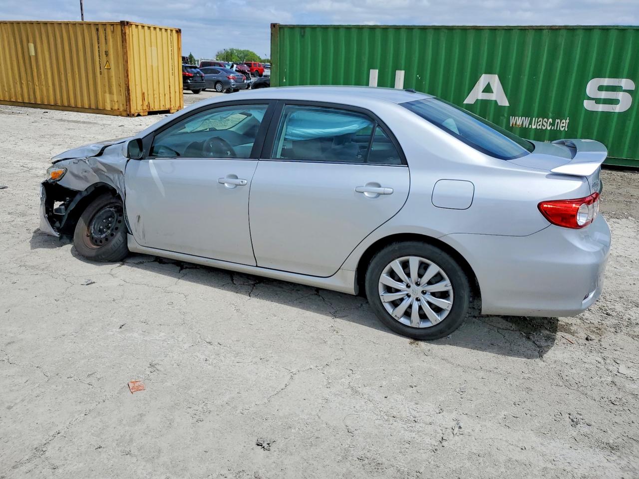 2013 TOYOTA COROLLA