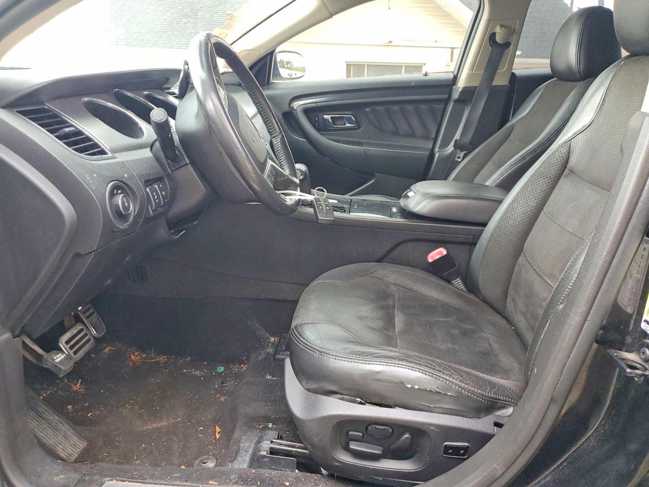 2011 FORD TAURUS